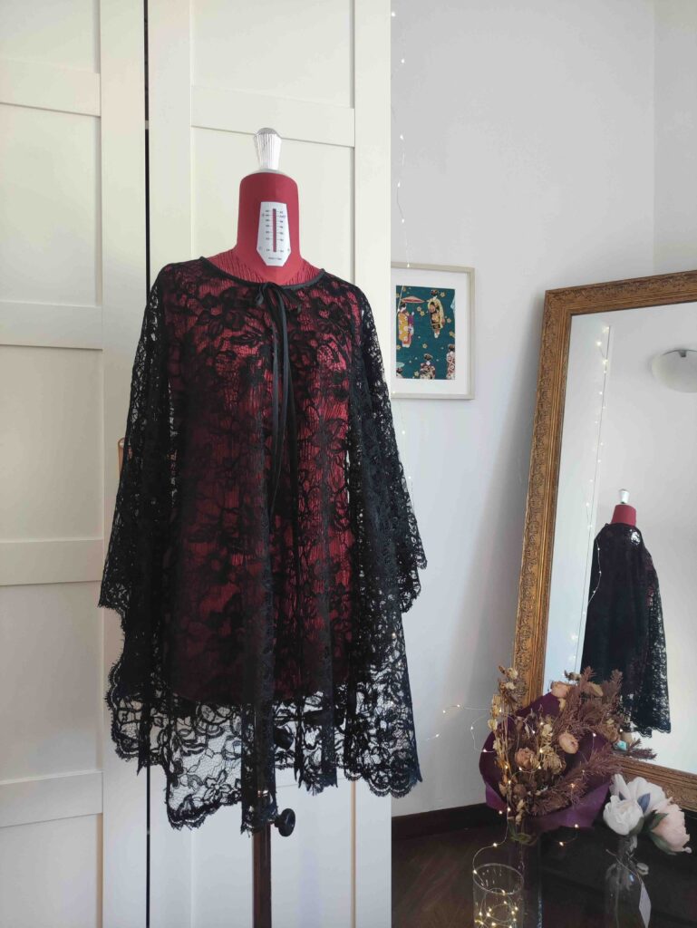 mantella di pizzo per matrimonio