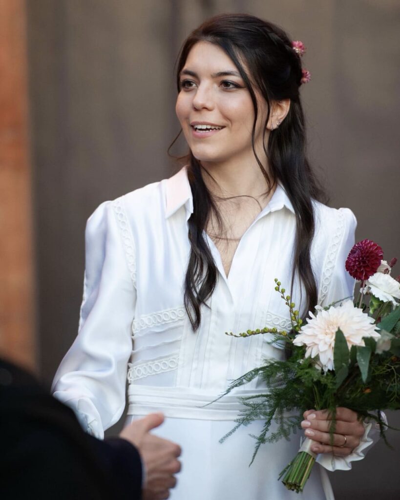 scollatura a camicia abito da sposa su misura