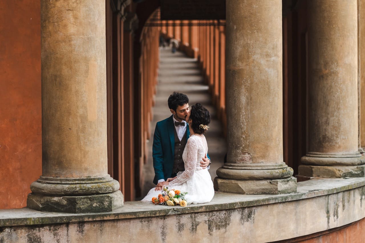 abito da sposa su misura chiara cascioli bologna sposi nel portico di san luca