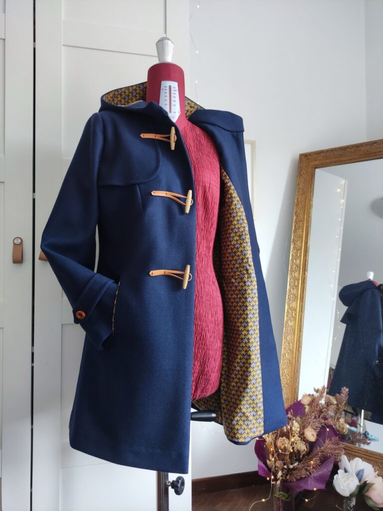 montgomery da donna sartoriale di colore blu aperto